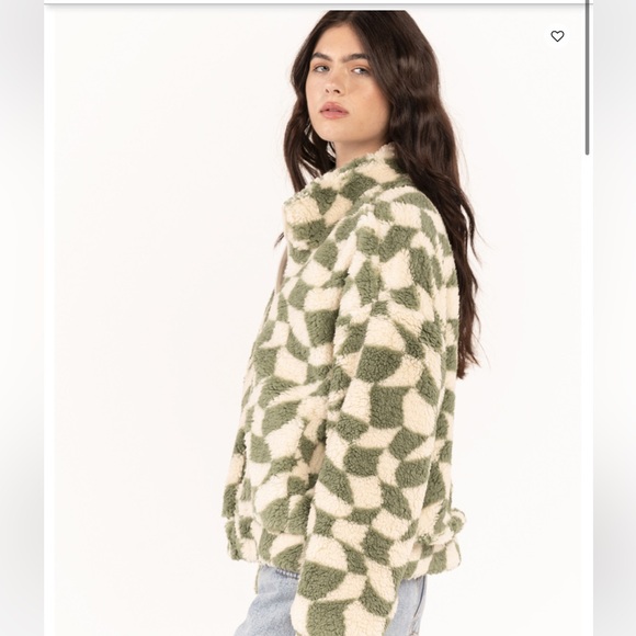 Tilly’s RSQ Print Women’s Sherpa Jacket, Size Large, NWOT - Picture 3 of 9